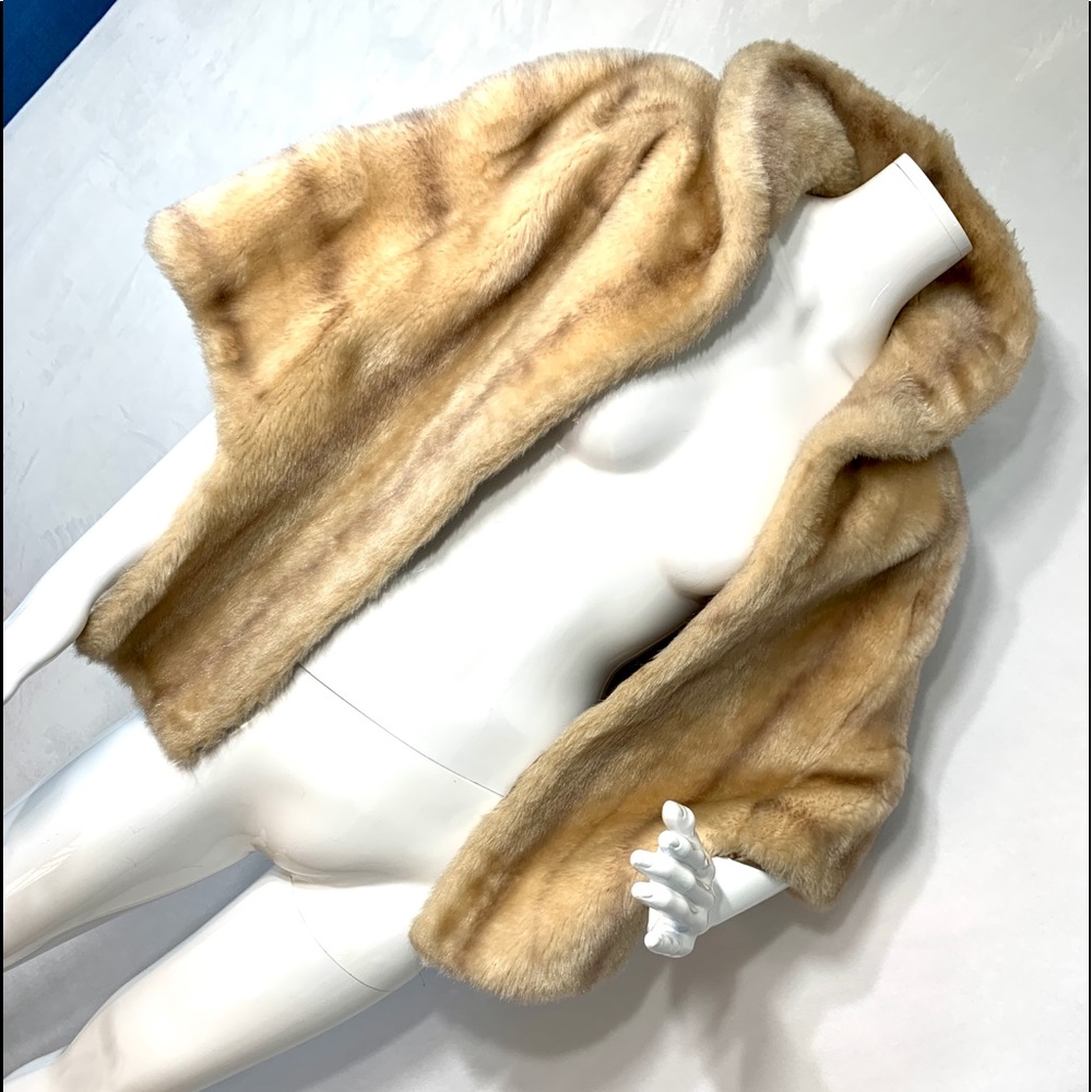 Vintage Style Shrug in Cream and Caramel Faux Fur